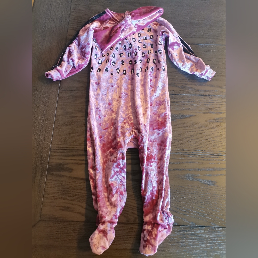 PL Baby pajama size 9M